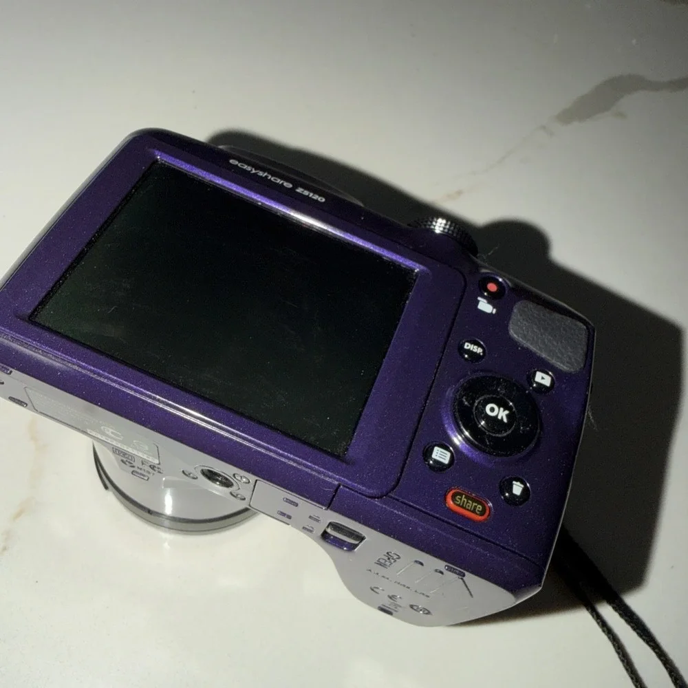 Kodak Easy Share Z 5120 16mp Digital Camera 26x Zoom+8gb SD UNTESTED Purple
